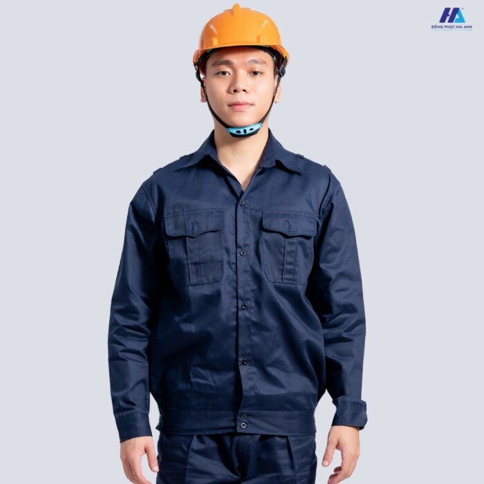 Liệt kê và so sánh top 5 địa chỉ bán áo bảo hộ công nhân uy tín, giá tốt nhất hiện nay